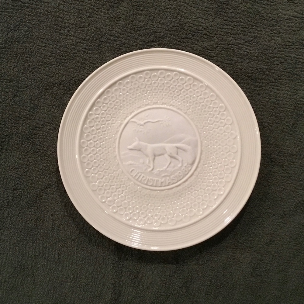 Belleek Christmas Plate 1983 The Red Fox